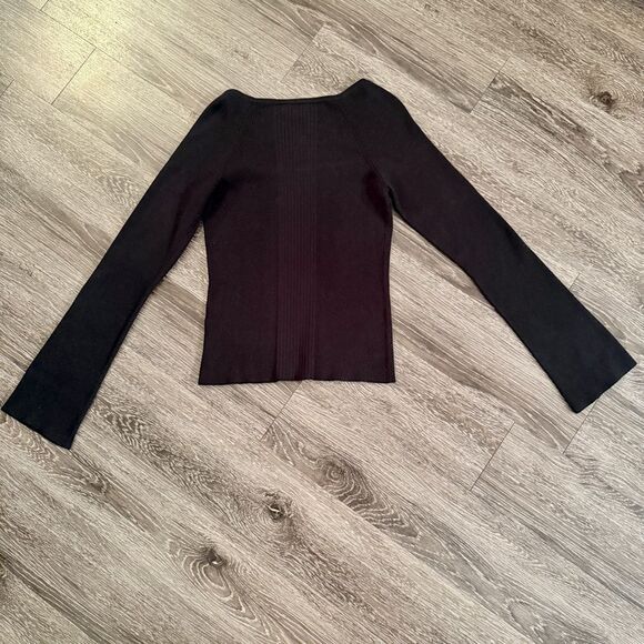 Frame Luxe Bell Sleeve Sweater New - Picture 10 of 10